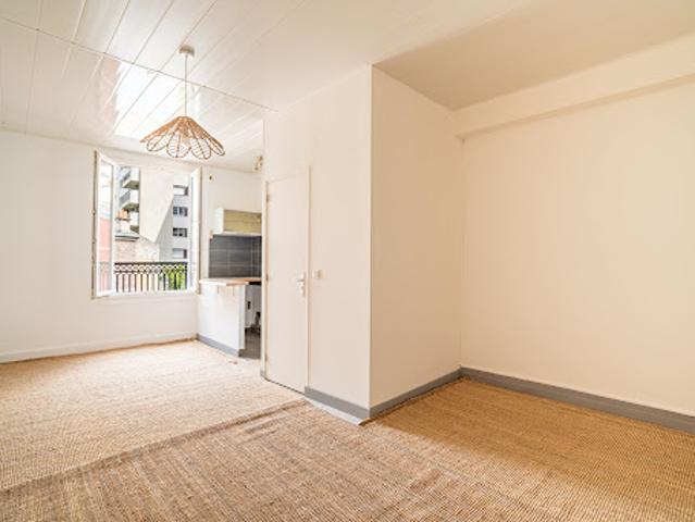 Vente Appartement 1 pièce 25 m2 Paris 15ème