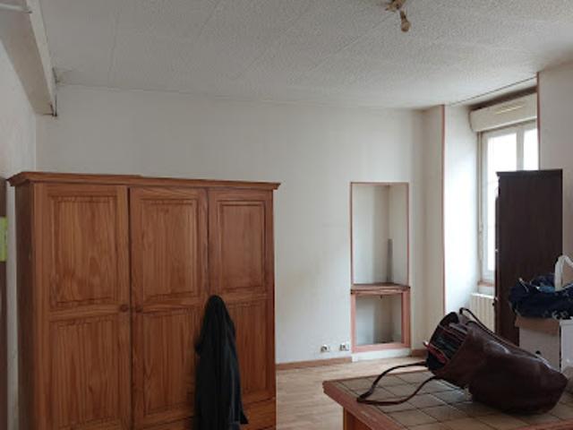 Vente Appartement 1 pièce 25 m2 Savigné l'Evêque