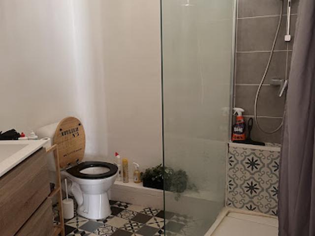 Vente Appartement 1 pièce 25 m2 Uzès
