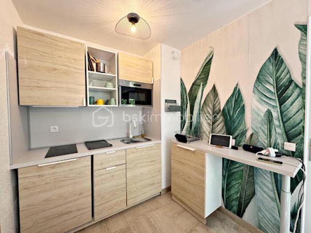 Vente Appartement 1 pièce 25.81 m2 Hyeres