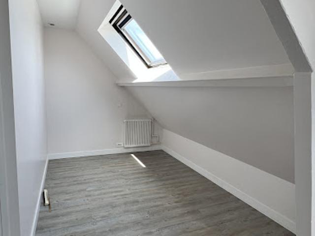 Vente Appartement 1 pièce 25.96 m2 Sainte genevieve des bois