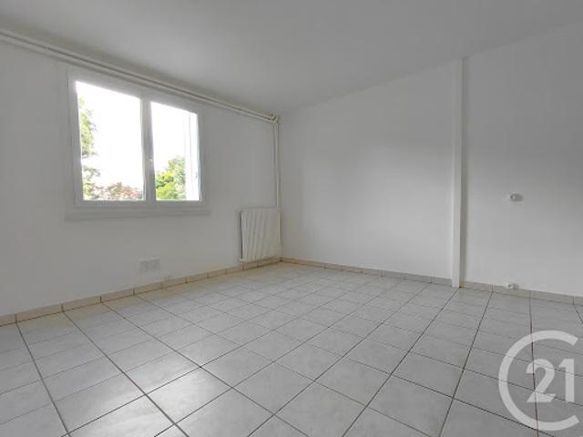 Vente Appartement 1 pièce 25.97 m2 Bruyeres le chatel