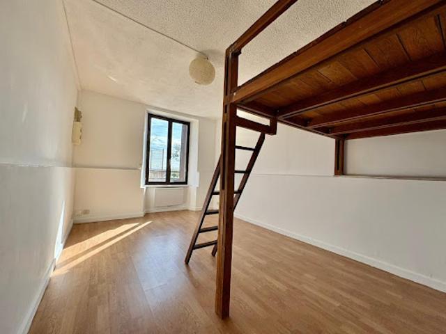 Vente Appartement 1 pièce 26 m2 Coulommiers