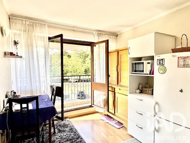 Vente Appartement 1 pièce 26 m2 Le chesnay