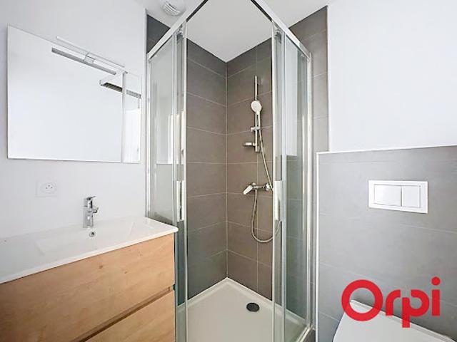 Vente Appartement 1 pièce 26.95 m2 Oullins