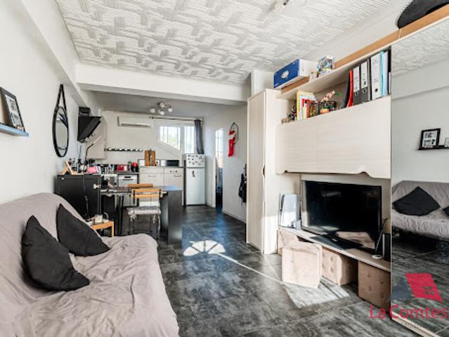Vente Appartement 1 pièce 27 m2 Marseille 8ème