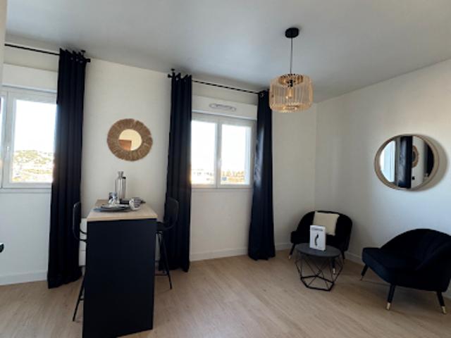 Vente Appartement 1 pièce 27 m2 Marseille 8ème