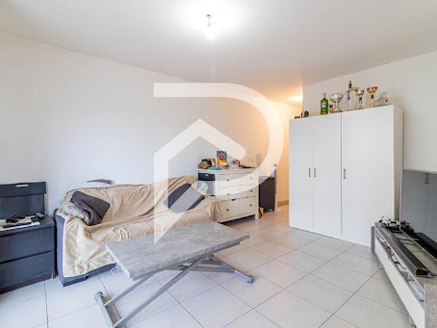 Vente Appartement 1 pièce 27 m2 Marseille 12ème