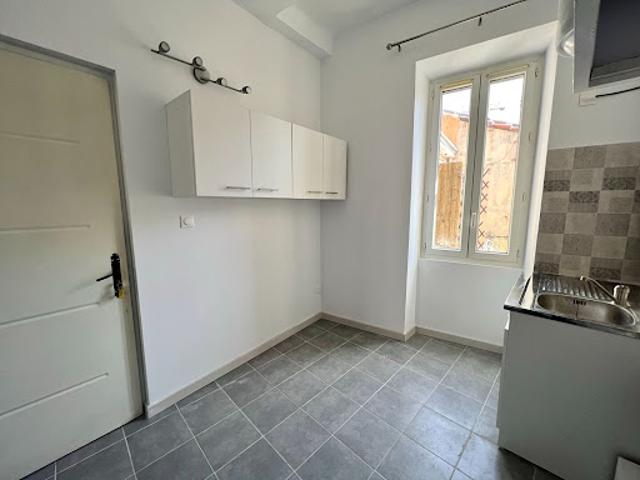 Vente Appartement 1 pièce 27 m2 Marseille 15ème