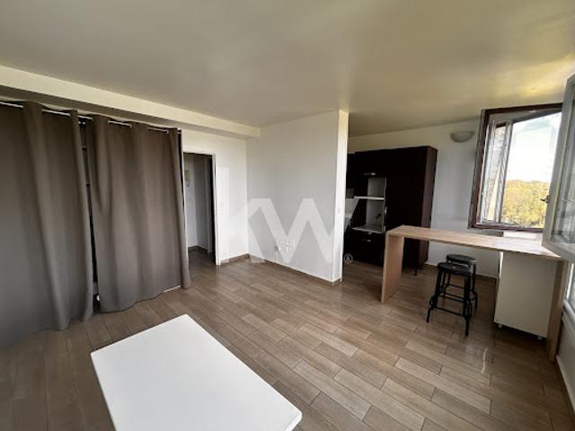 Vente Appartement 1 pièce 27 m2 Meudon la foret