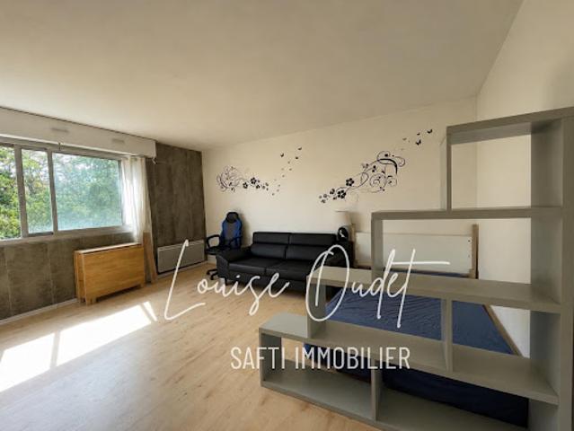 Vente Appartement 1 pièce 27 m2 Besançon
