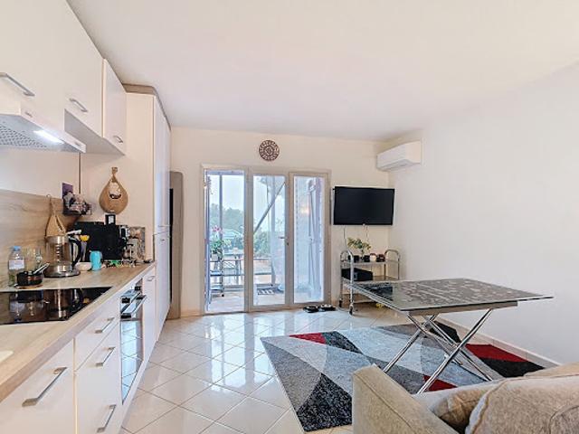 Vente Appartement 1 pièce 27 m2 Saint raphael