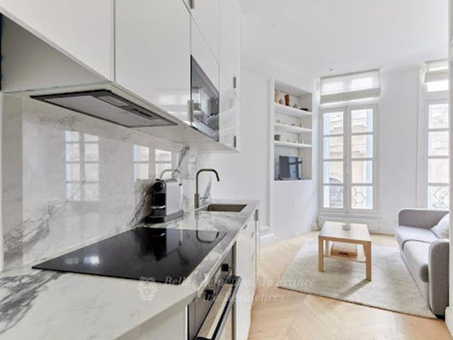 Vente Appartement 1 pièce 27.11 m2 Paris 1er