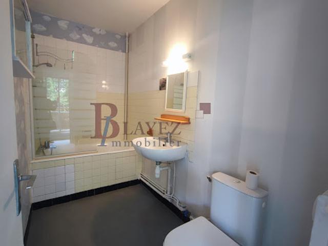 Vente Appartement 1 pièce 27.8 m2 Ussel