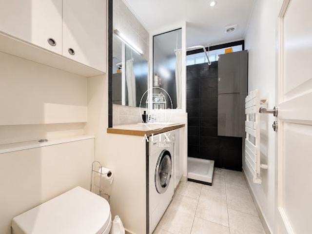 Vente Appartement 1 pièce 28 m2 Courbevoie