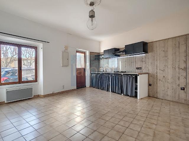 Vente Appartement 1 pièce 28 m2 Lambesc