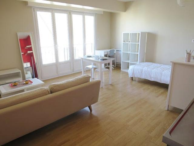 Vente Appartement 1 pièce 28 m2 Lille
