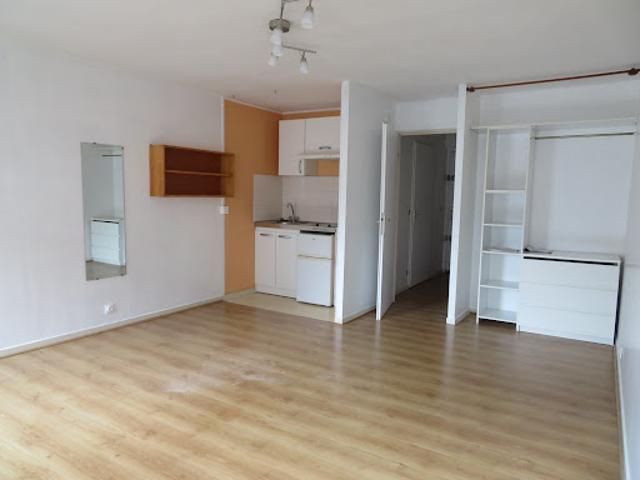 Vente Appartement 1 pièce 28 m2 Lille