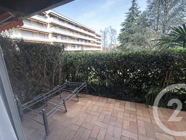 Vente Appartement 1 pièce 28 m2 Pau