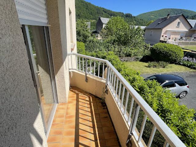 Vente Appartement 1 pièce 28 m2 Saint Geniez d'Olt