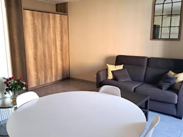 Vente Appartement 1 pièce 28 m2 Vallauris
