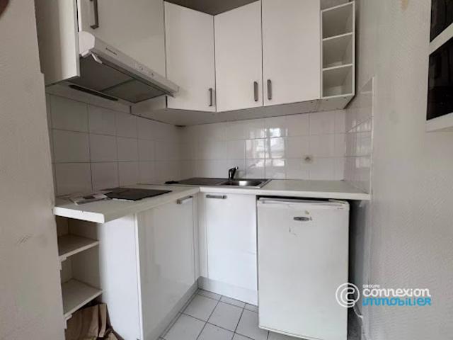 Vente Appartement 1 pièce 28.04 m2 Paris 17ème