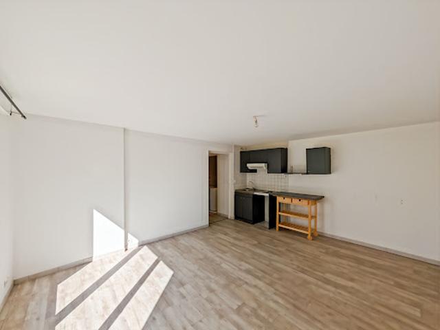 Vente Appartement 1 pièce 28.19 m2 Boussy Saint Antoine