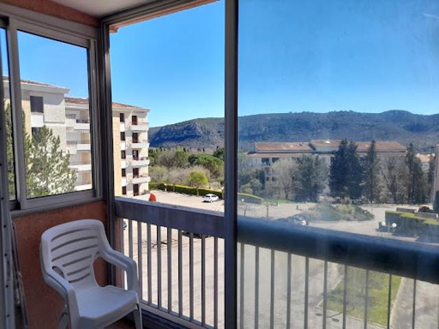 Vente Appartement 1 pièce 29 m2 Gréoux les Bains