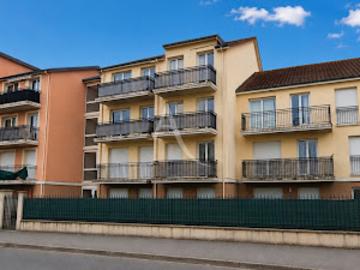 Vente Appartement 1 pièce 29 m2 Pontault Combault