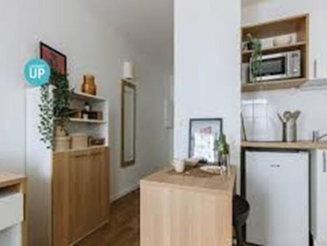 Vente Appartement 1 pièce 20 m2 Courbevoie