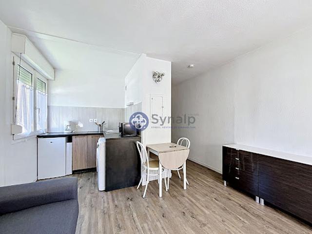 Vente Appartement 1 pièce 21.83 m2 Chambery