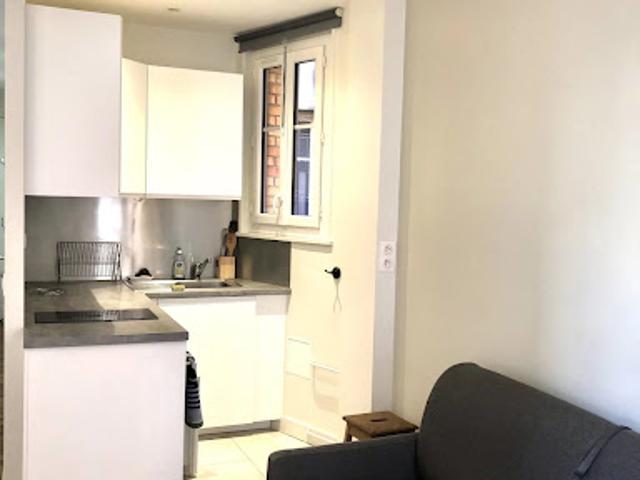 Vente Appartement 1 pièce 22.7 m2 Paris 15ème