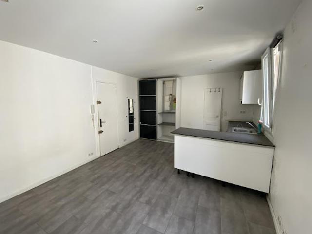 Vente Appartement 1 pièce 22.89 m2 Chaville