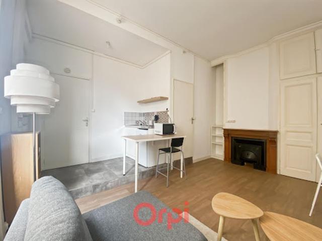 Vente Appartement 1 pièce 23 m2 Lyon 3ème