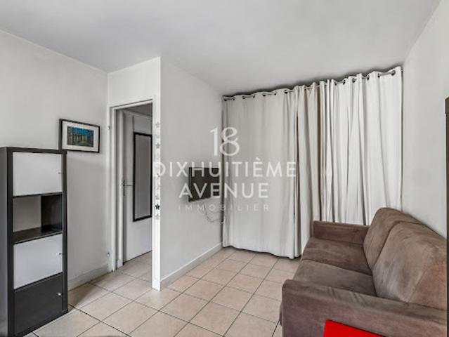 Vente Appartement 1 pièce 23 m2 Paris 18ème