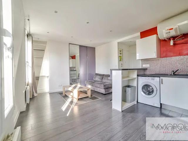 Vente Appartement 1 pièce 23 m2 Paris 18ème