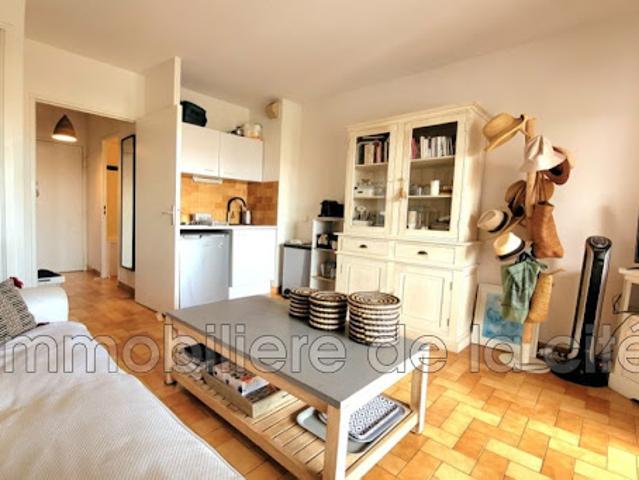 Vente Appartement 1 pièce 23 m2 Port grimaud