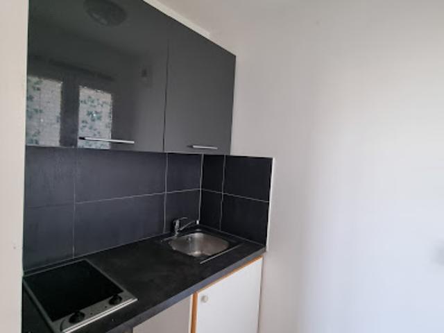 Vente Appartement 1 pièce 23.55 m2 La Varenne Saint Hilaire