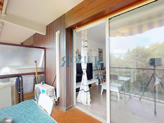 Vente Appartement 1 pièce 23.5 m2 Peymeinade