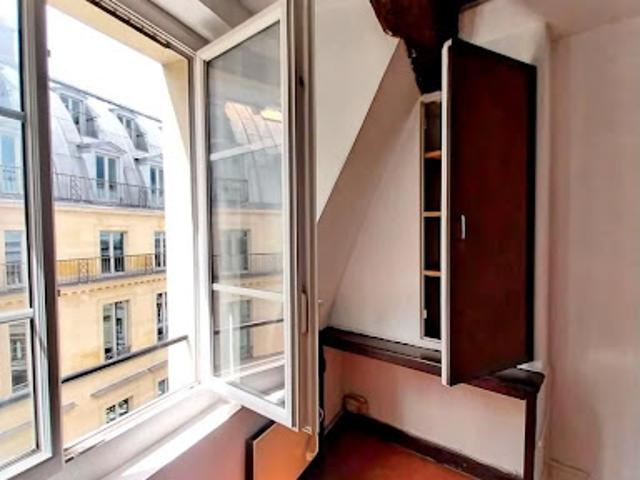 Vente Appartement 1 pièce 23.64 m2 Paris 1er