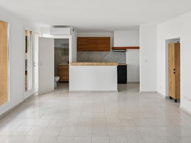 Vente Appartement 1 pièce 35 m2 La Fare les Oliviers