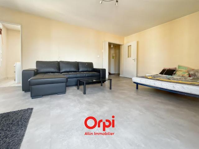 Vente Appartement 1 pièce 36.22 m2 Montluçon