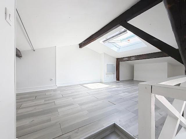 Vente Appartement 1 pièce 36.75 m2 Paris 17ème