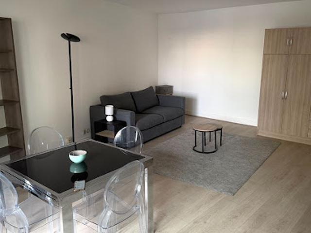 Vente Appartement 1 pièce 36.71 m2 Paris 15ème