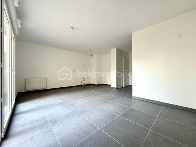 Vente Appartement 1 pièce 36.9 m2 Genas