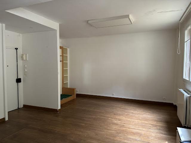 Vente Appartement 1 pièce 37 m2 Suresnes