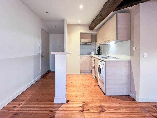 Vente Appartement 1 pièce 37 m2 Saintes