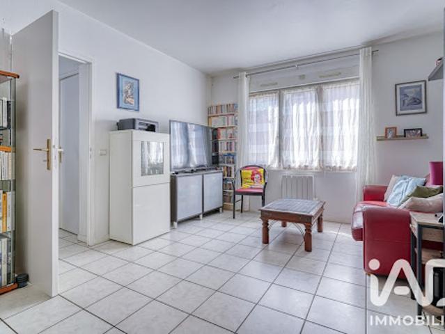 Vente Appartement 1 pièce 38 m2 Saint Germain lès Corbeil