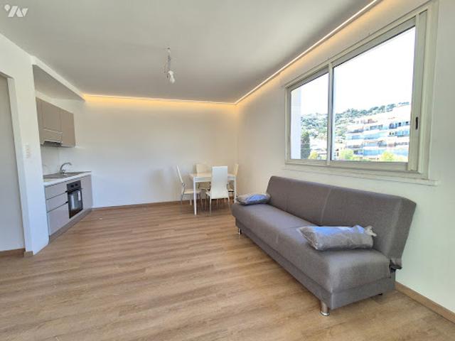 Vente Appartement 1 pièce 38.6 m2 Le golfe juan