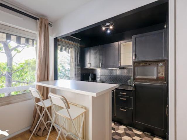 Vente Appartement 1 pièce 30 m2 Courbevoie